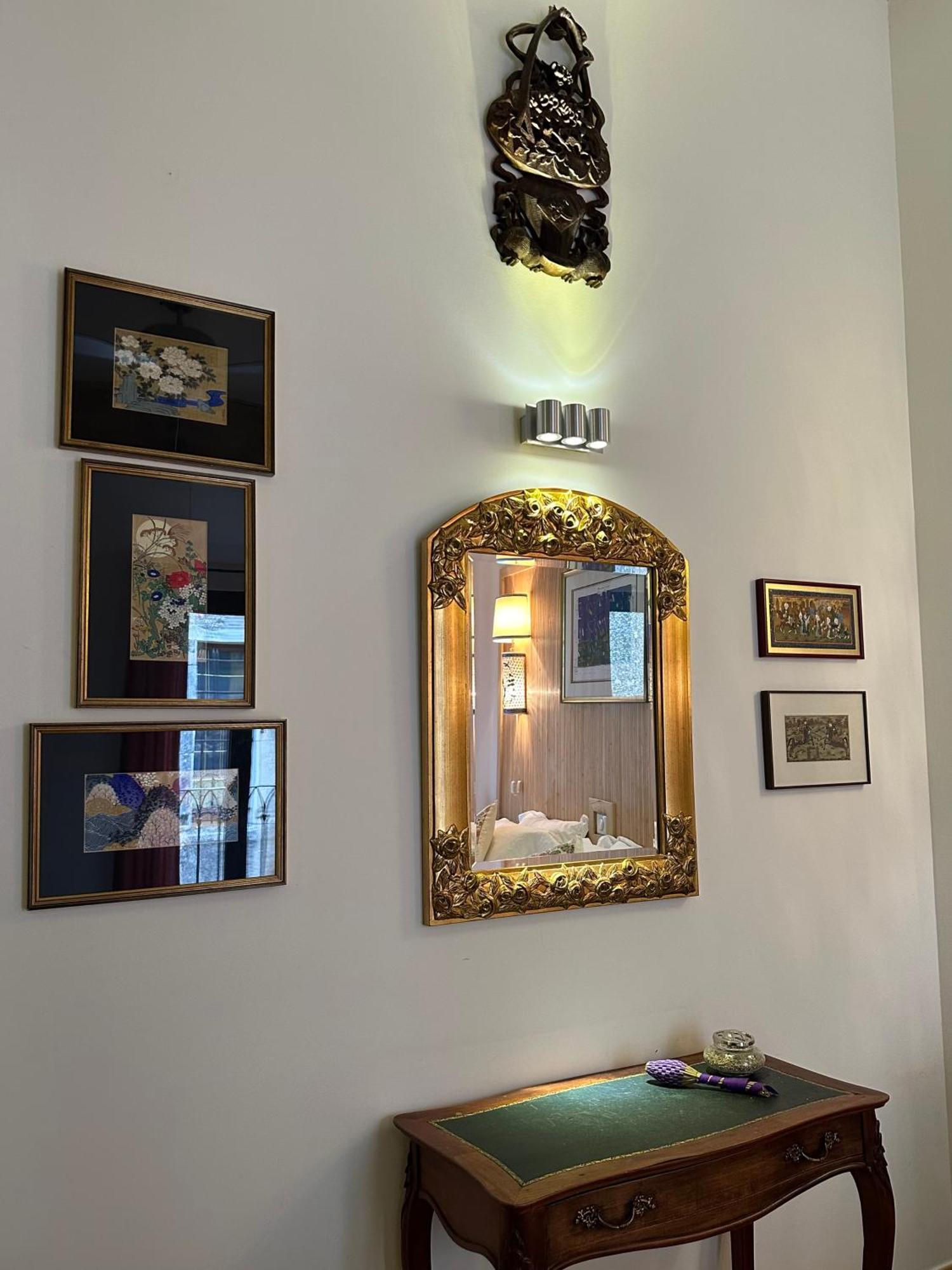 La Cour Carree Bed & Breakfast Rustrel Dış mekan fotoğraf