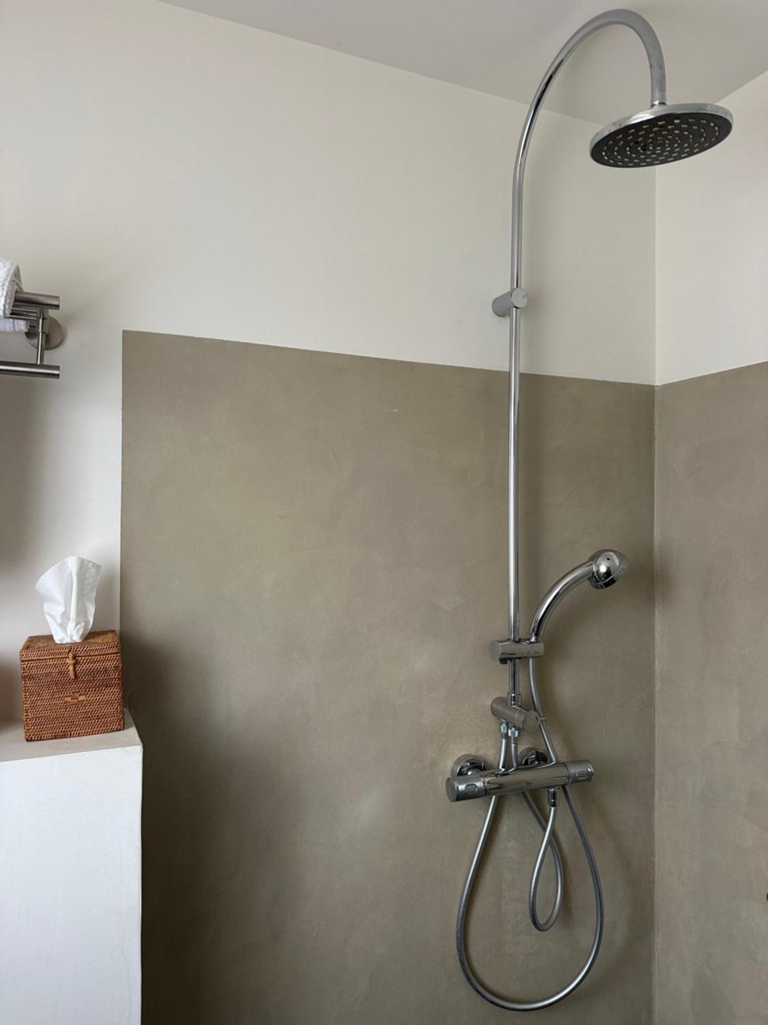 La Cour Carree Bed & Breakfast Rustrel Dış mekan fotoğraf