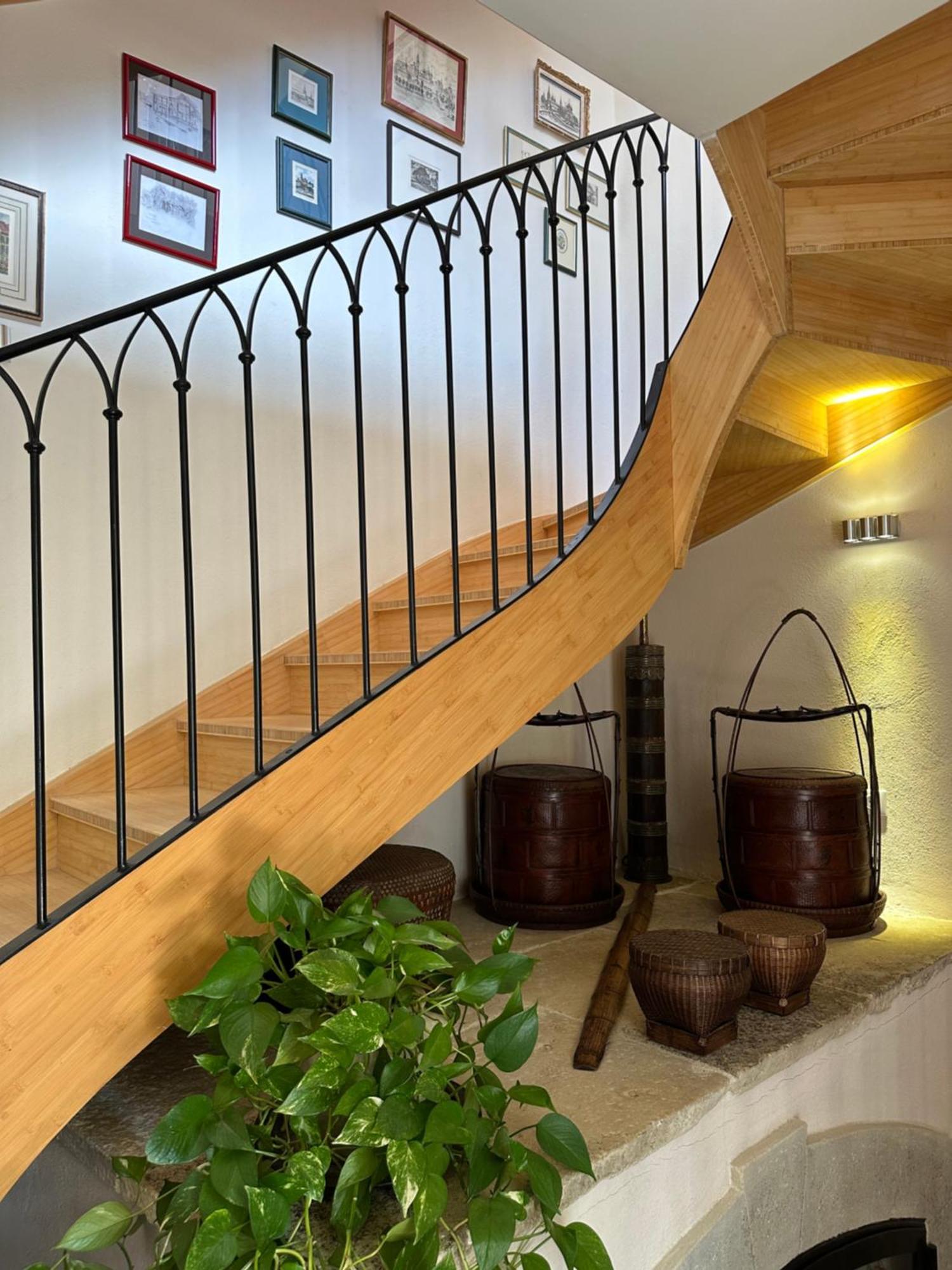 La Cour Carree Bed & Breakfast Rustrel Dış mekan fotoğraf
