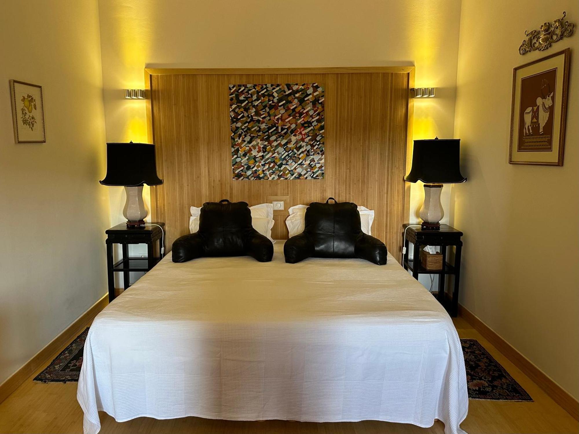 La Cour Carree Bed & Breakfast Rustrel Dış mekan fotoğraf