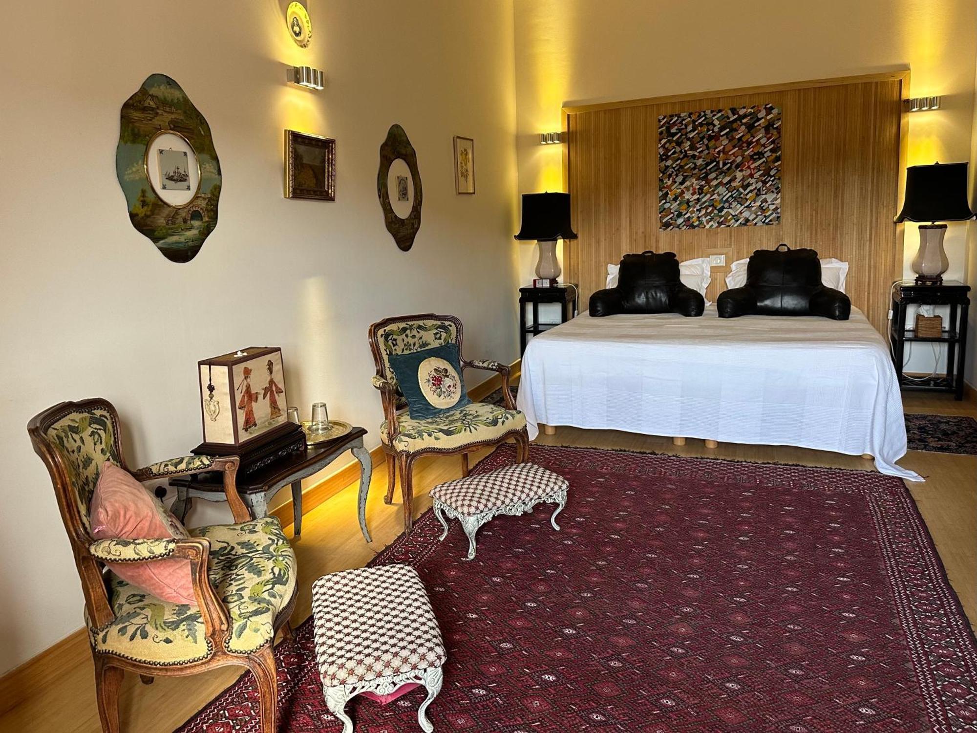 La Cour Carree Bed & Breakfast Rustrel Dış mekan fotoğraf